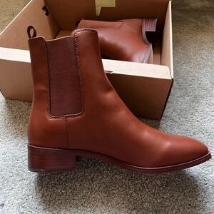 Women’s Jcrew Chelsea boot